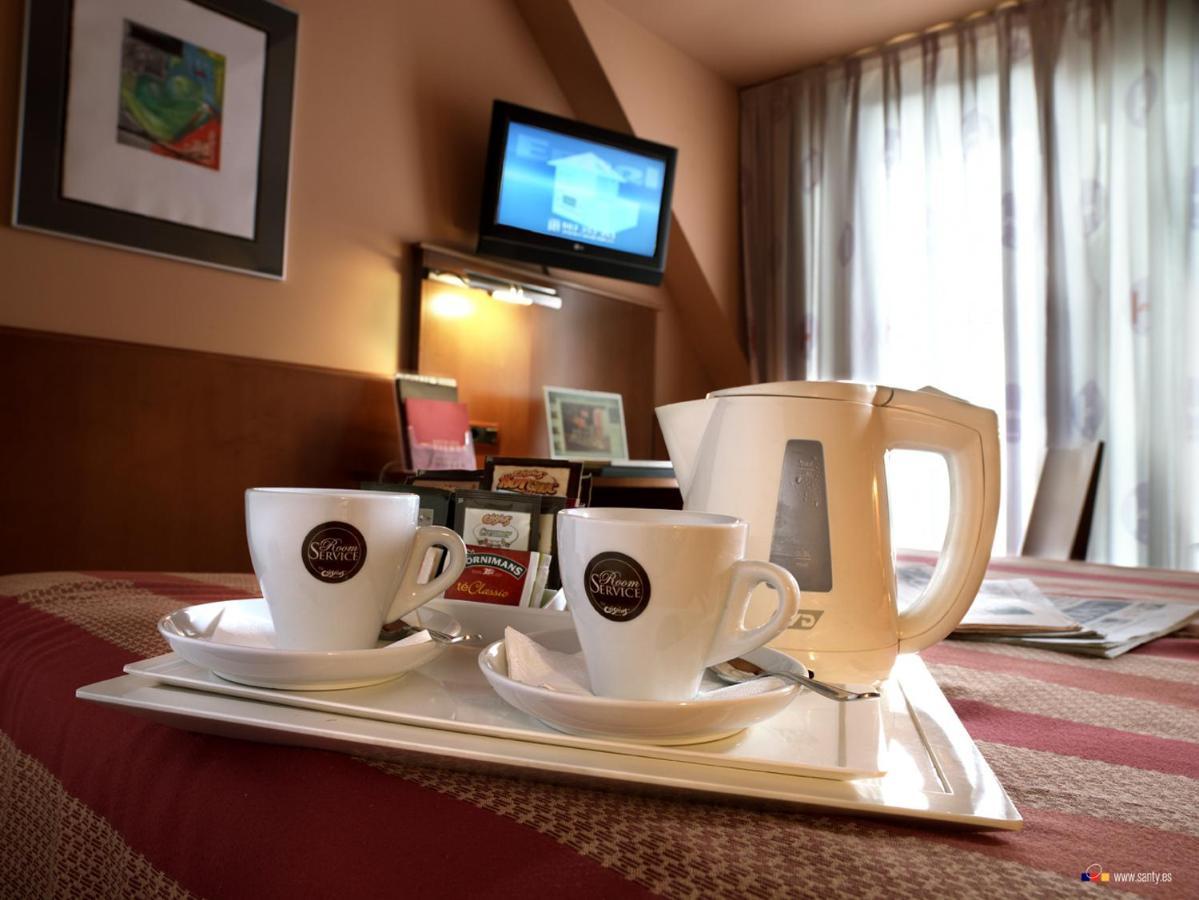 Silken Monumental Naranco Otel Oviedo Dış mekan fotoğraf
